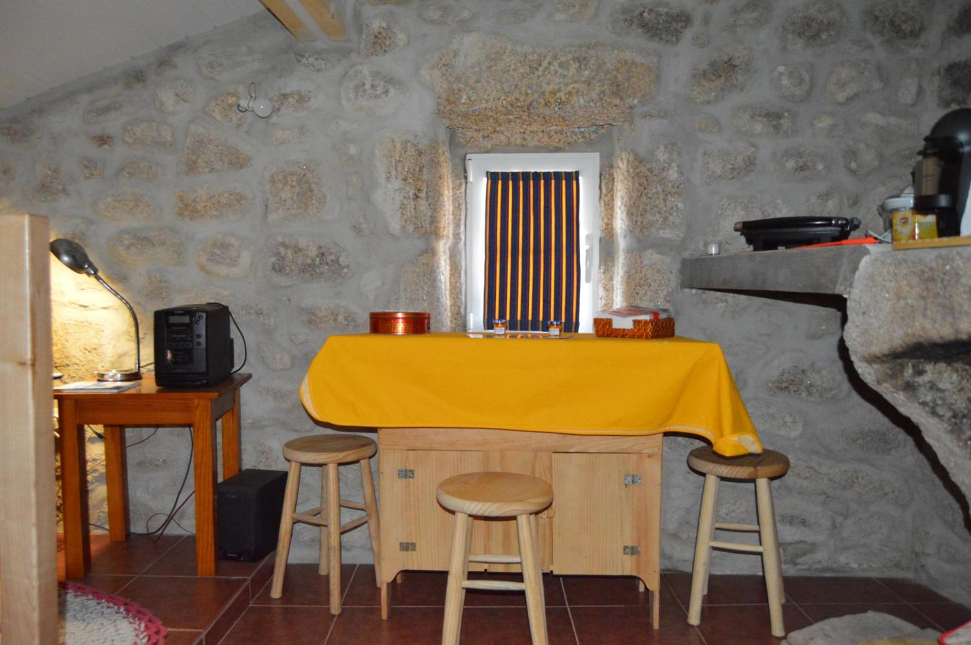 Appartement Casa De Amigos à Monsanto Extérieur photo